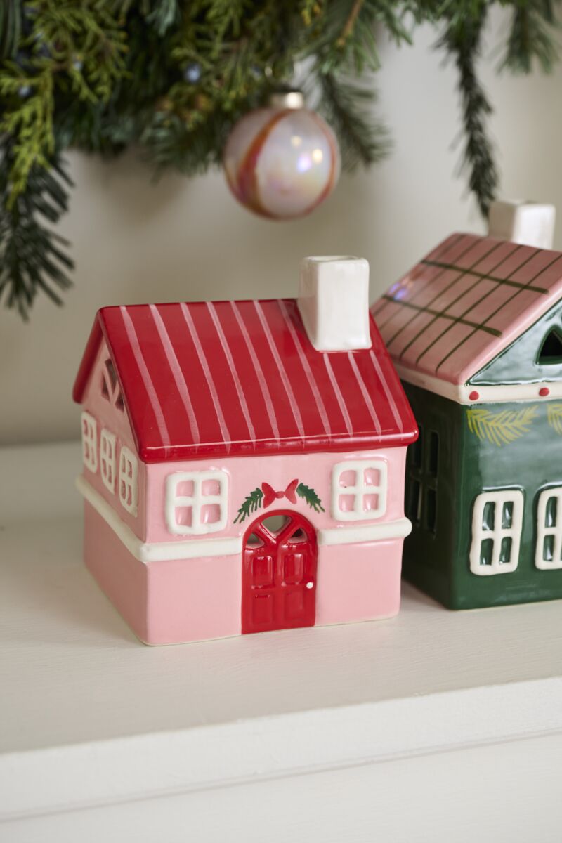 Pink  Merrivale House Figurine 4.25" x 5.25"