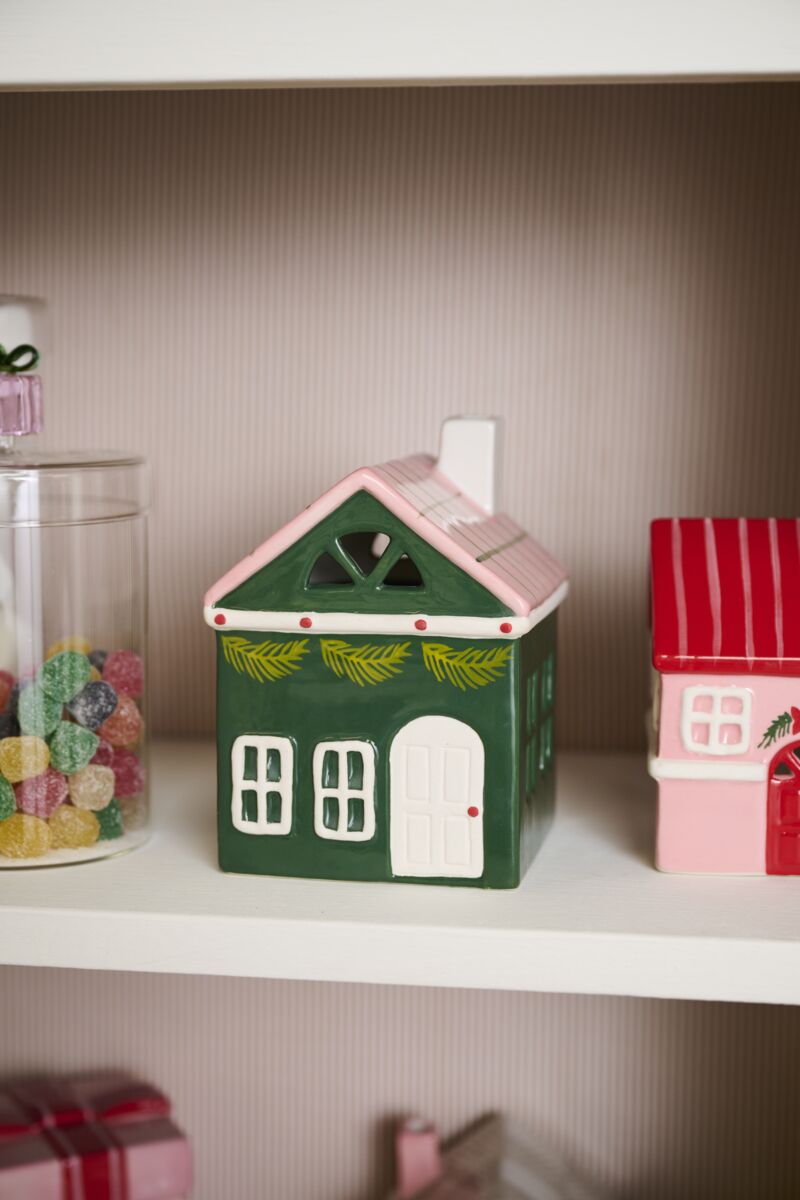 Green Merrivale House Figurine 4.25" x 5.75"