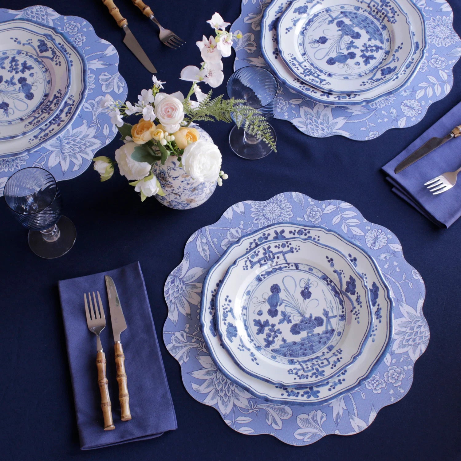 VIDA Faenza 9" Salad Plate Set of 4 White and Blue