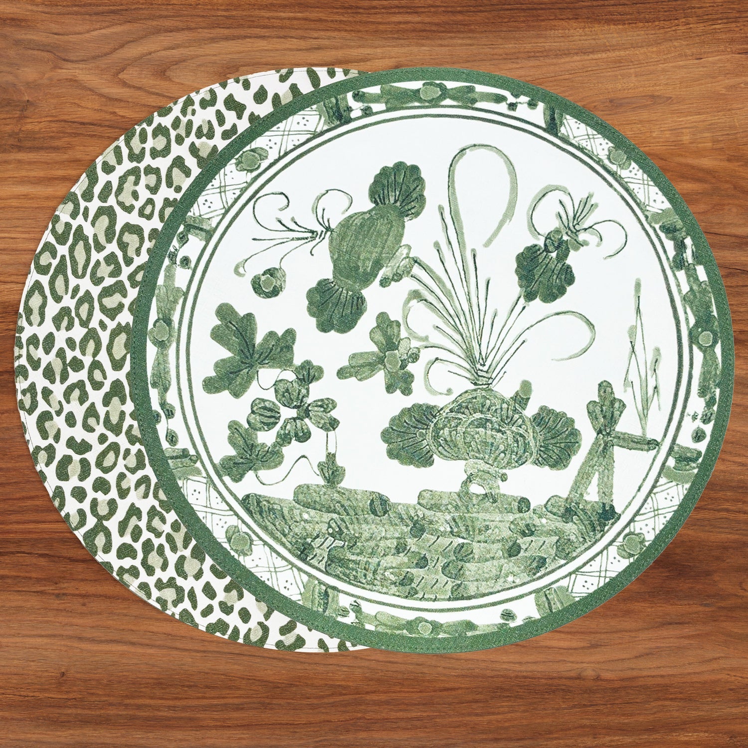 VIDA Faenza and Leopard Reversible Round Placemats Set of 4 White & Green