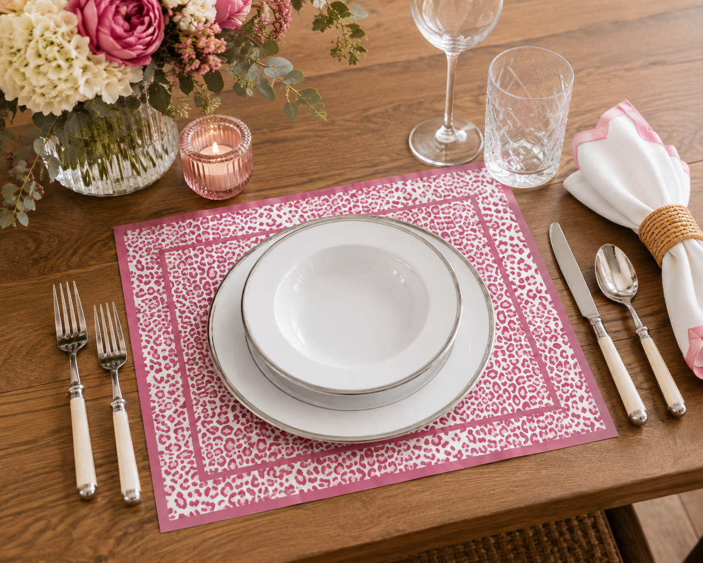 LINENS Leopard Napkins 20 x 20 Set of 4 (Pink and White)