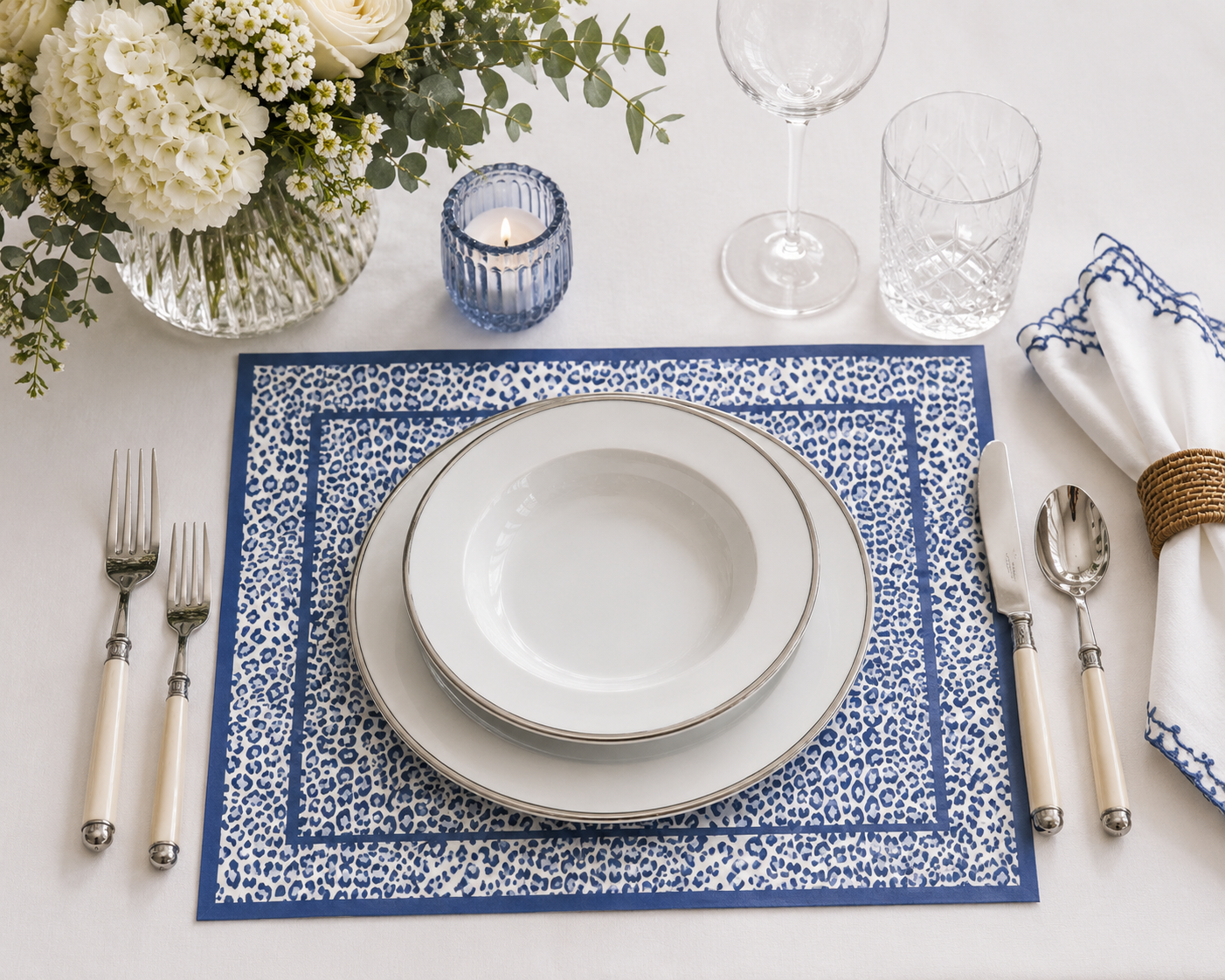 LINENS Leopard Napkins 20 x 20 Set of 4 (Blue and White)