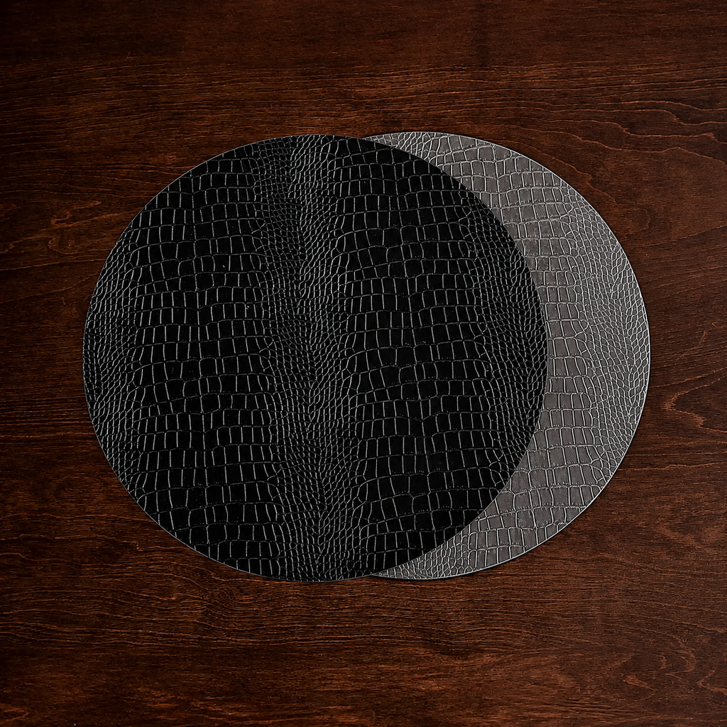 VIDA Croc Reversible 16" Round Placemats Set of 4 (Black and Grey)