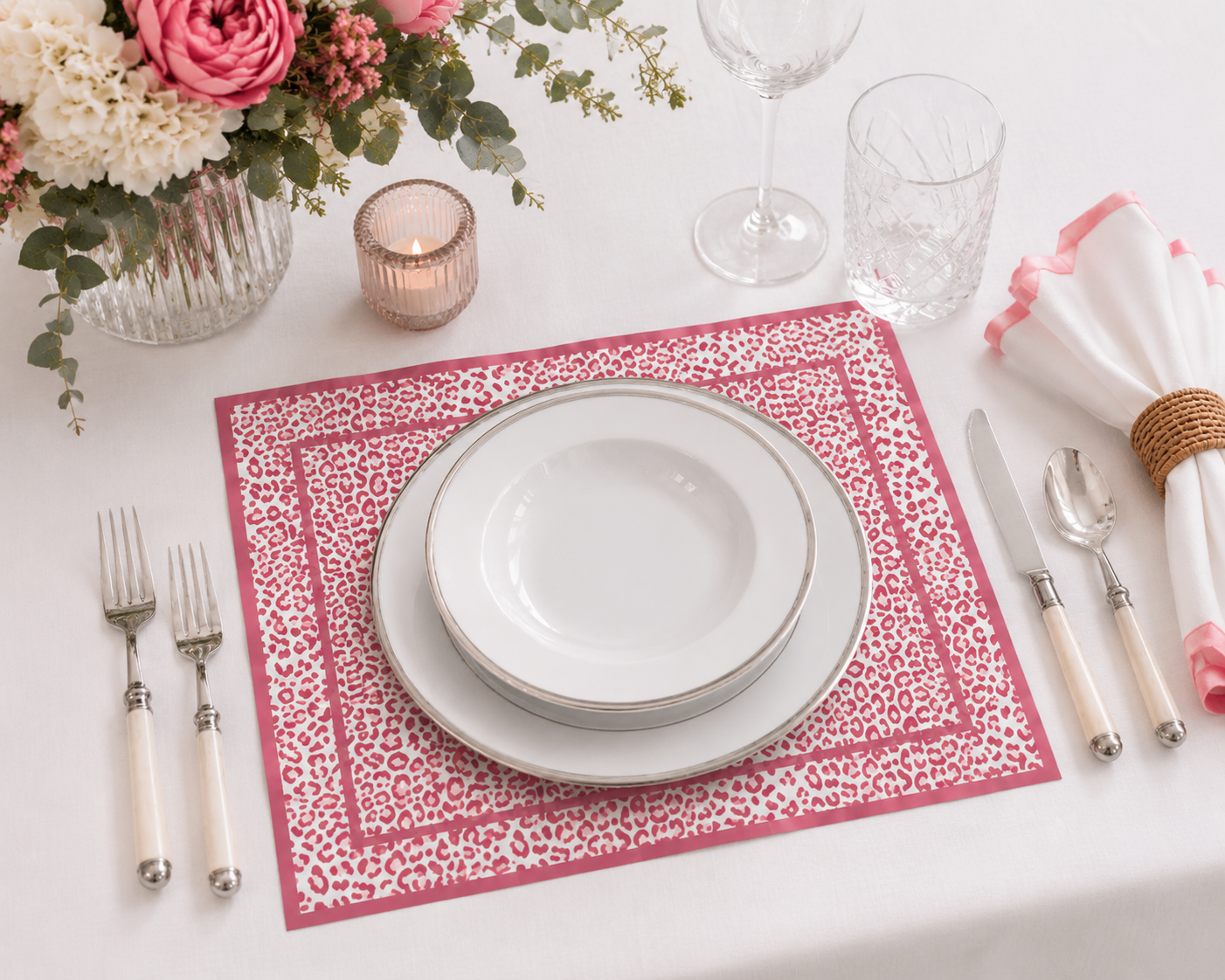 LINENS Leopard Napkins 20 x 20 Set of 4 (Pink and White)