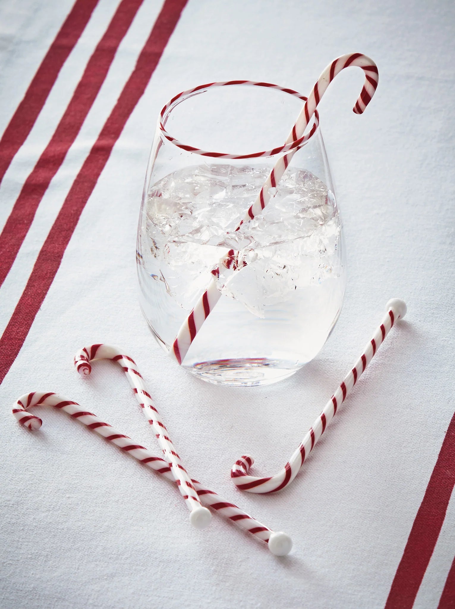 Candy Cane Swizzle Sticks Set Of 4 0.57" x 0.57" x 7.87"