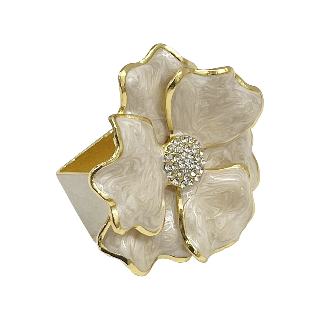 Pearl White Crystal Center Napkin Ring (set of 4)