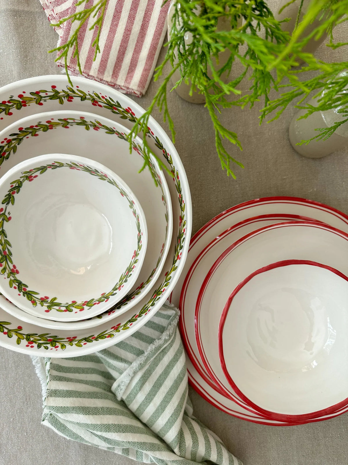Simple Round Salad Plate with Red Edge 9.5" (Set of 4)