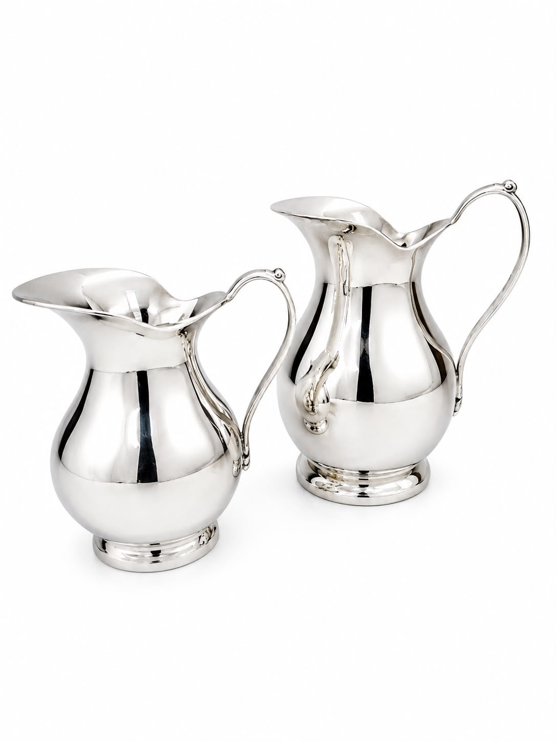 Medium Classic Pitcher 9”, 62 OZ