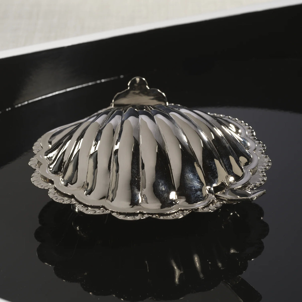 Cap Ferrat Fan Shell Lidded Bowl with Spoon - Polished Nickel