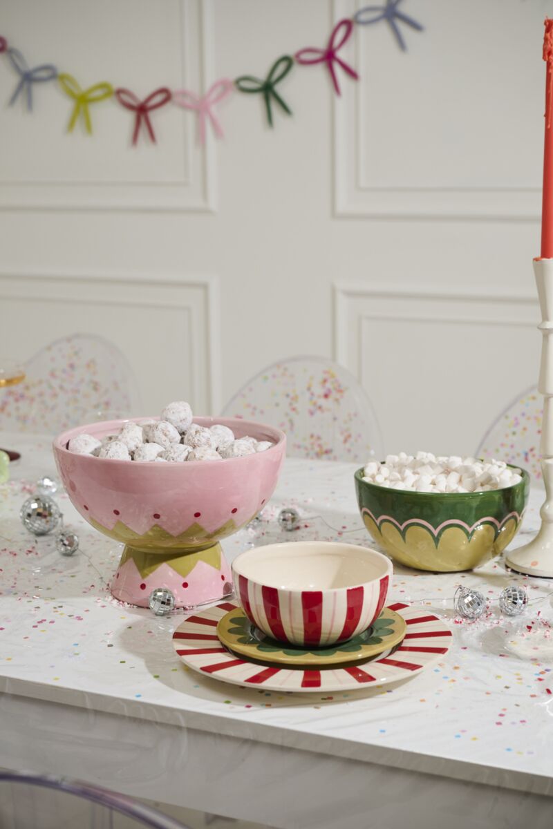 Deck the Halls Dinner Plate 10.25"